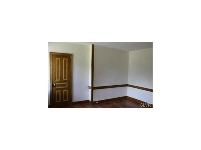 490 Walnut Drive, Lehigh Township, PA 18067