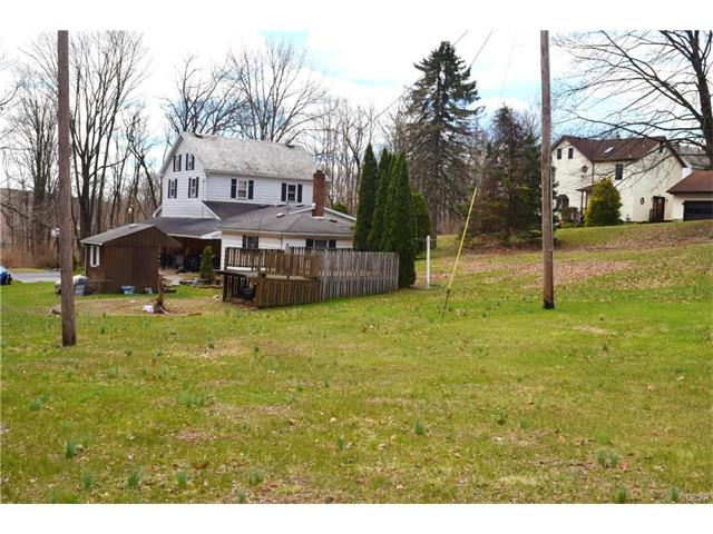 941 Glass Street, Plainfield Twp, PA 18072