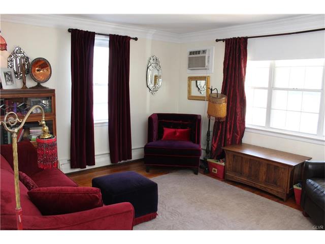 26 Davey Avenue, Pen Argyl Borough, PA 18072