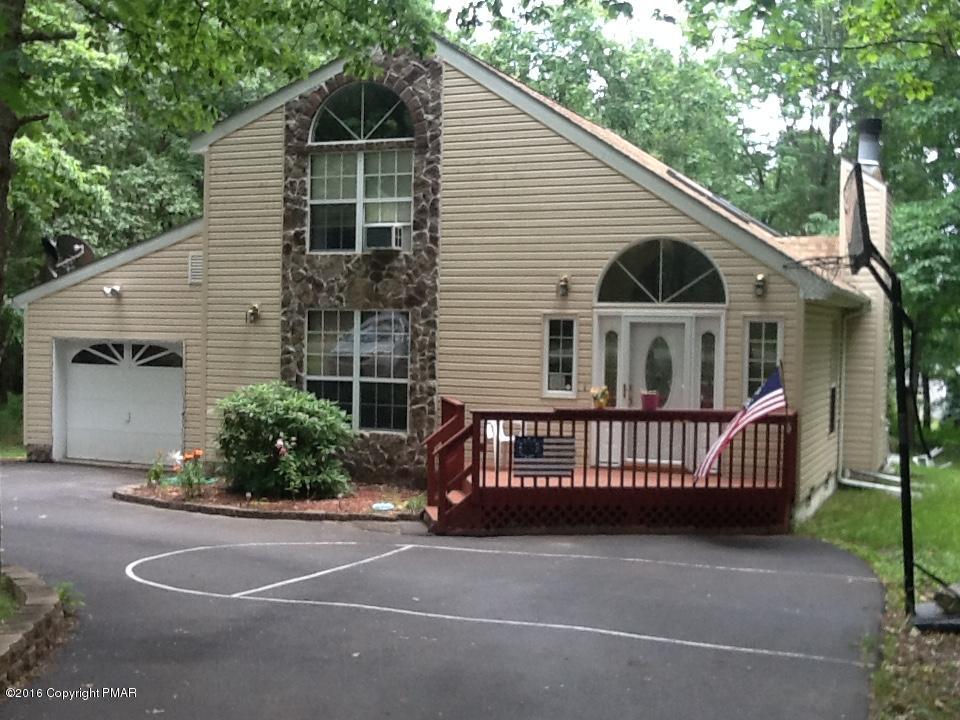 53Pawnee Trl, Albrightsville, PA 18210