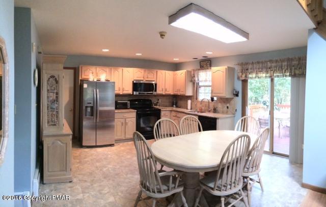 53Pawnee Trl, Albrightsville, PA 18210