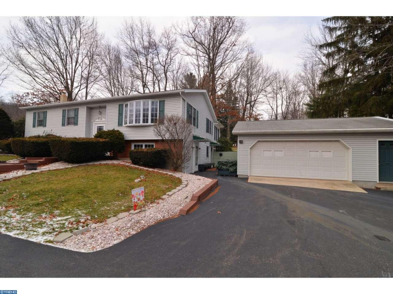 1074BARNESVILLE DRIVE, Barnesville, PA 18214