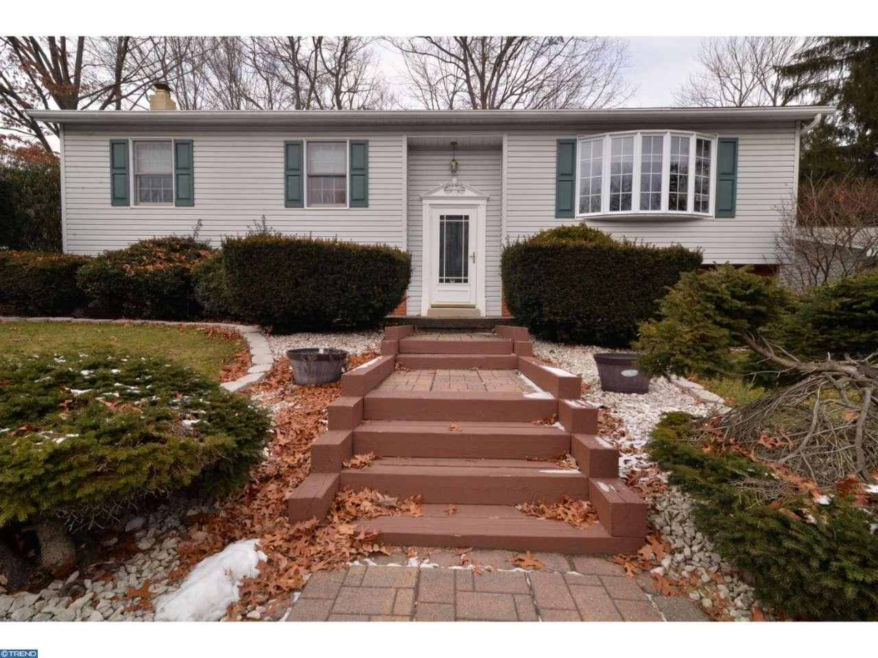 1074BARNESVILLE DRIVE, Barnesville, PA 18214