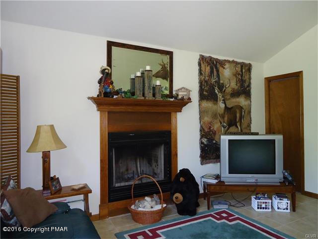 36Indian Trl, Jim Thorpe, PA 18229