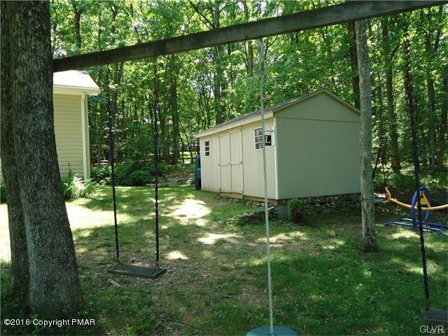 36Indian Trl, Penn Forest Township, PA 18229