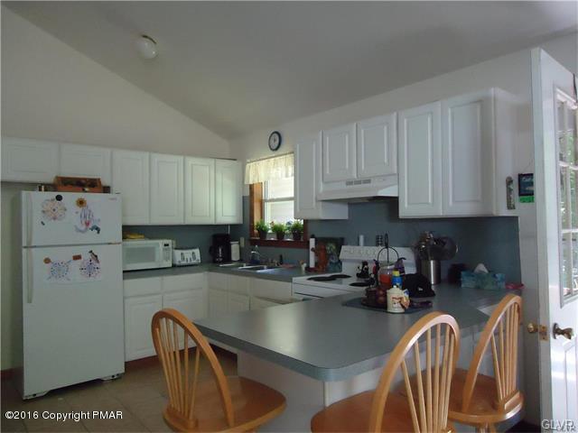 36Indian Trl, Penn Forest Township, PA 18229