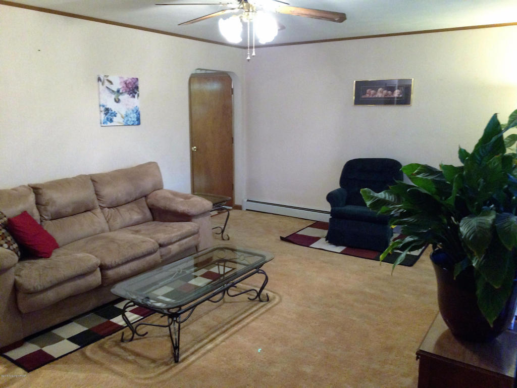 165Long Run Rd, Lehighton, PA 18235