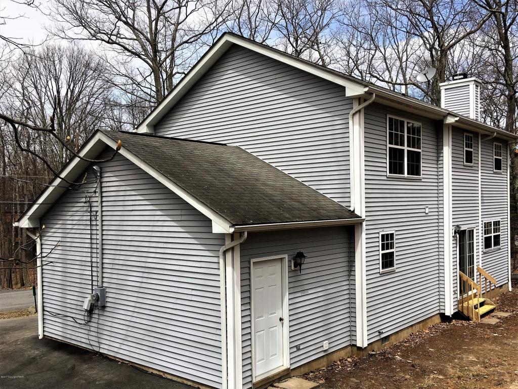 206Summerton Cir, East Stroudsburg, PA 18301