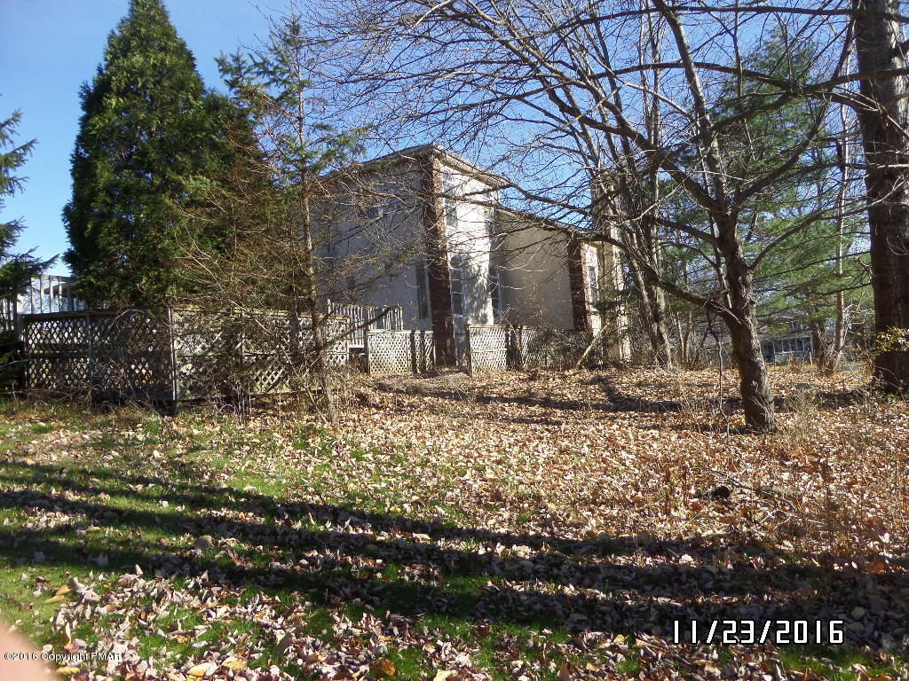 109Manor Dr, East Stroudsburg, PA 18301