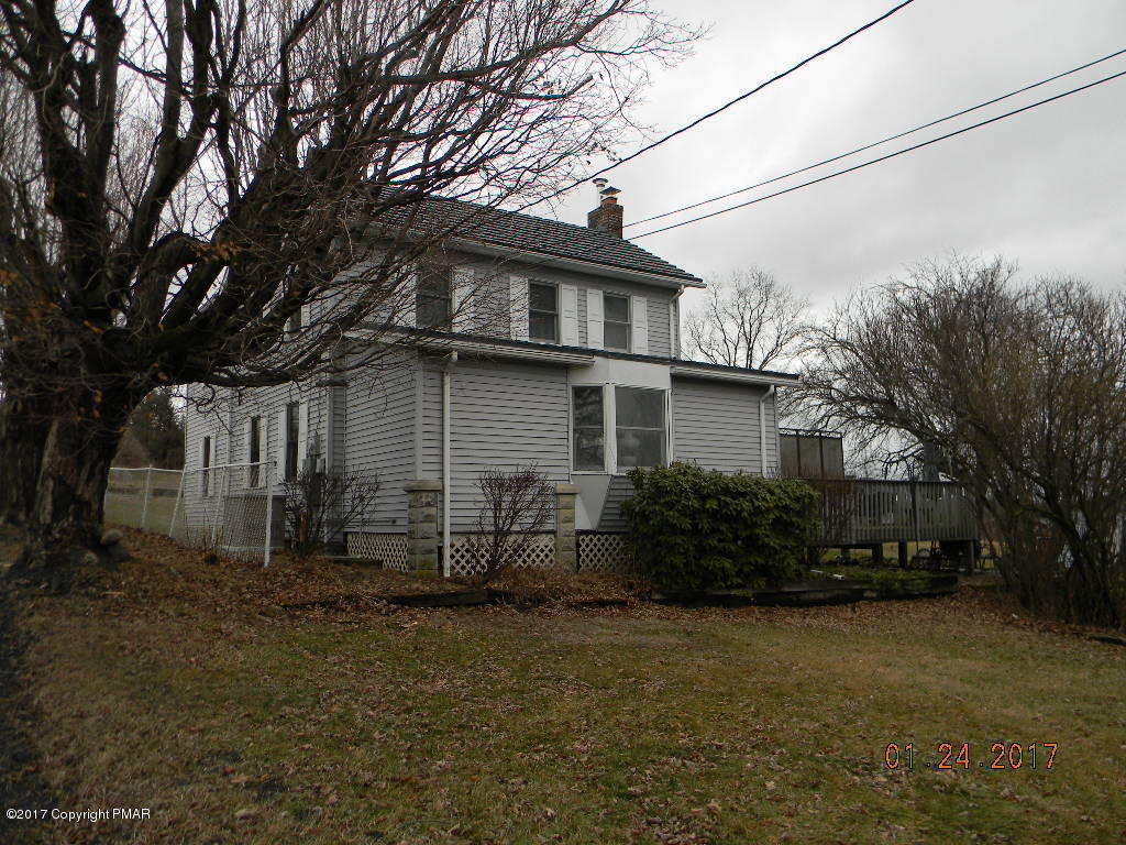 1040WEIR LAKE Rd, Brodheadsville, PA 18322