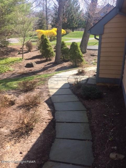 2193Oak Hill DR, Buck Hill Falls, PA 18323