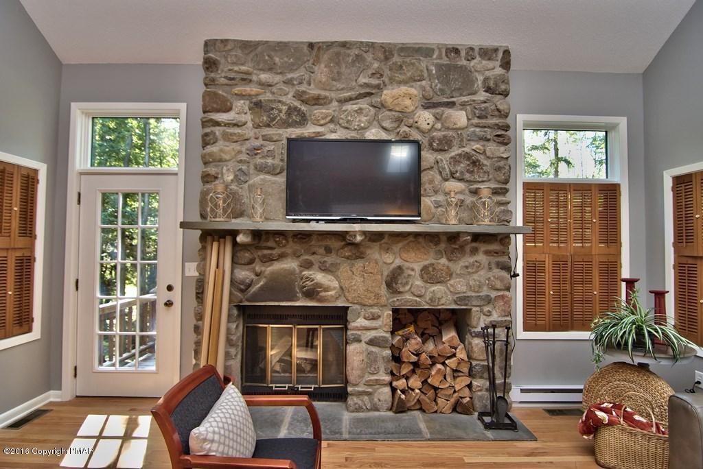 2175Oak Hill Drive, Buck Hill Falls, PA 18323