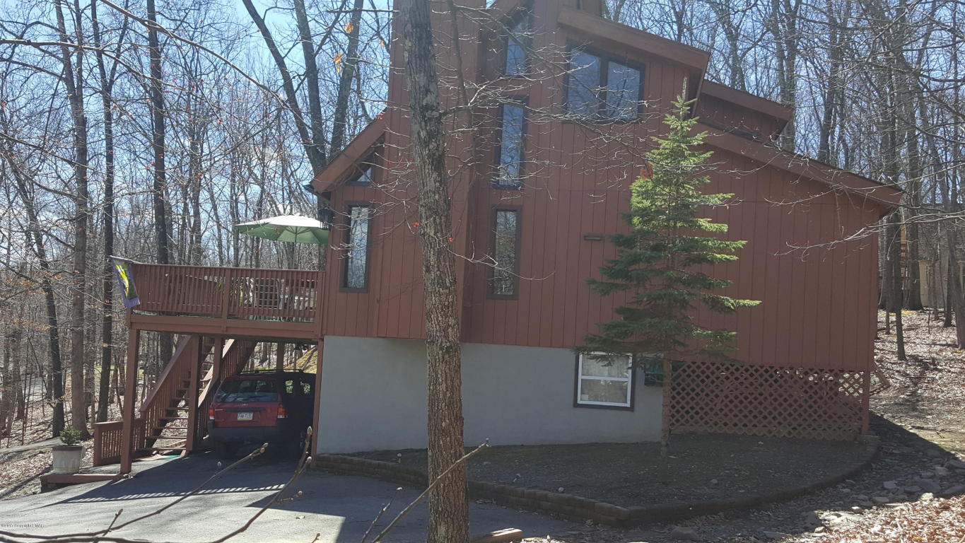 165Bellingham Dr, Bushkill, PA 18324