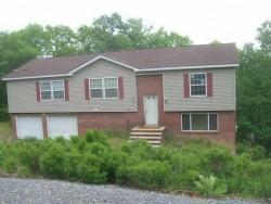 126 Wickes Rd, Bushkill, PA 18324