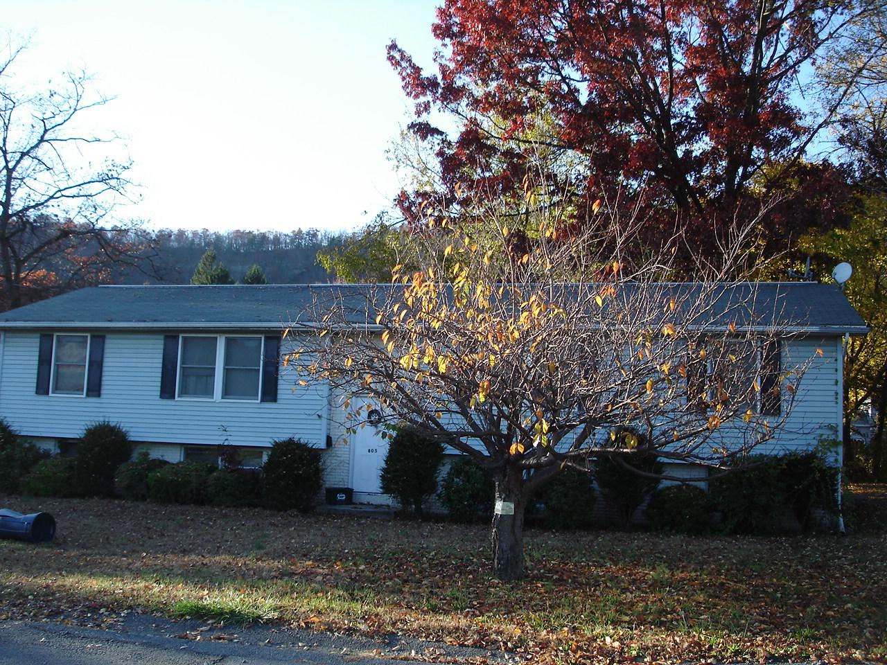 805 Avenue K, Matamoras, PA 18336