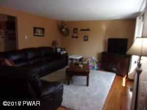119 French Coach Rd, Milford, PA 18337