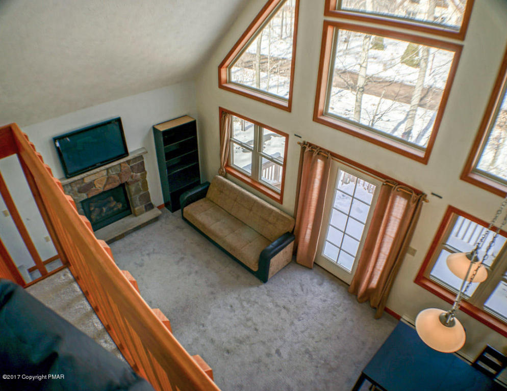 6154Chickasa Dr, Pocono Lake, PA 18347