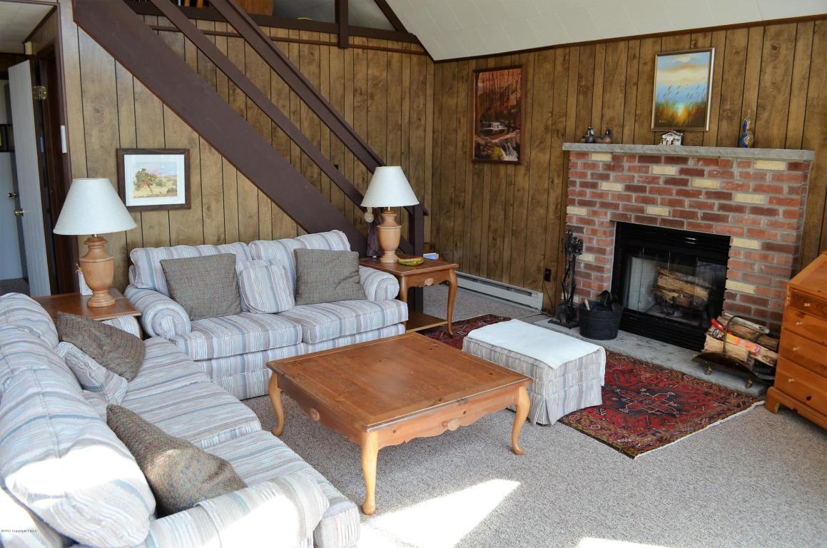 5147Winamac Dr, Pocono Lake, PA 18347