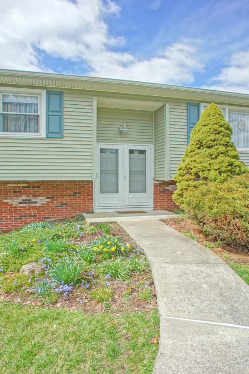 2165Laural St, Stroudsburg, PA 18360