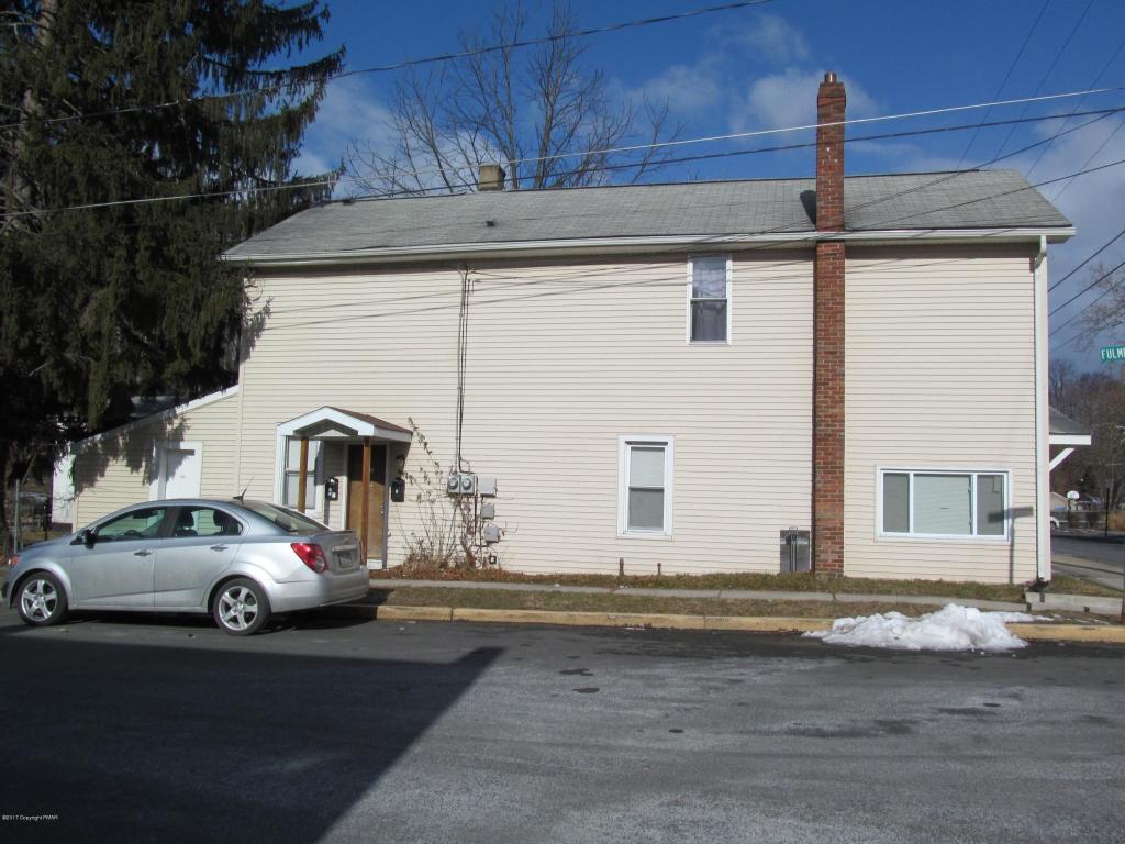 65 N 3rd St., Stroudsburg, PA 18360
