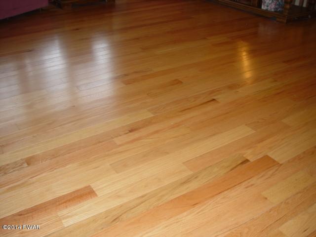 107 OLD ORCHARD Rd, Carbondale, PA 18407