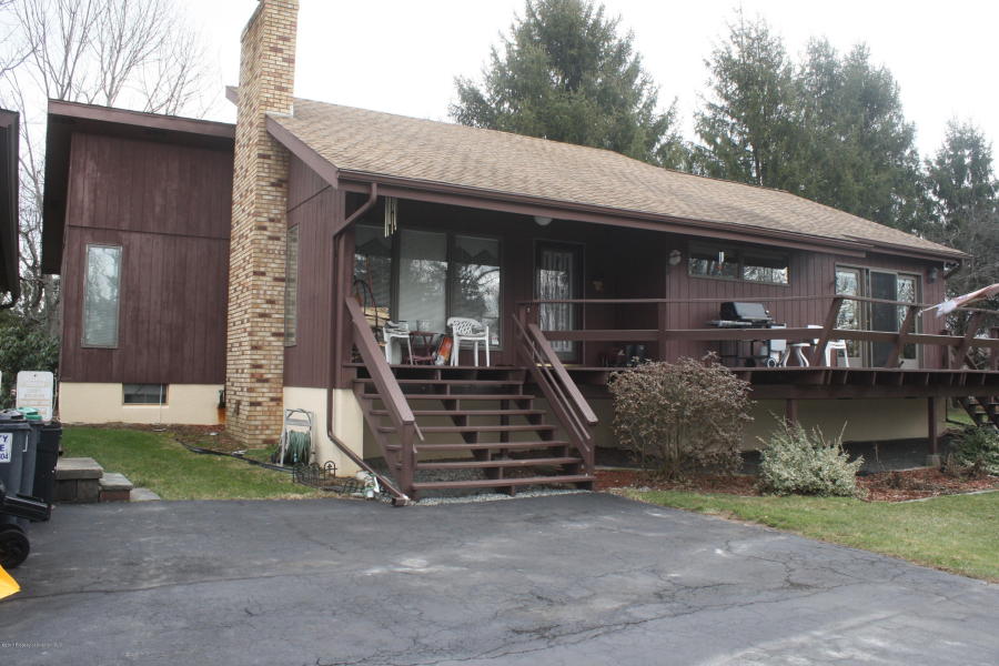 1320 Fairview Rd, Scott Twp, PA 18411