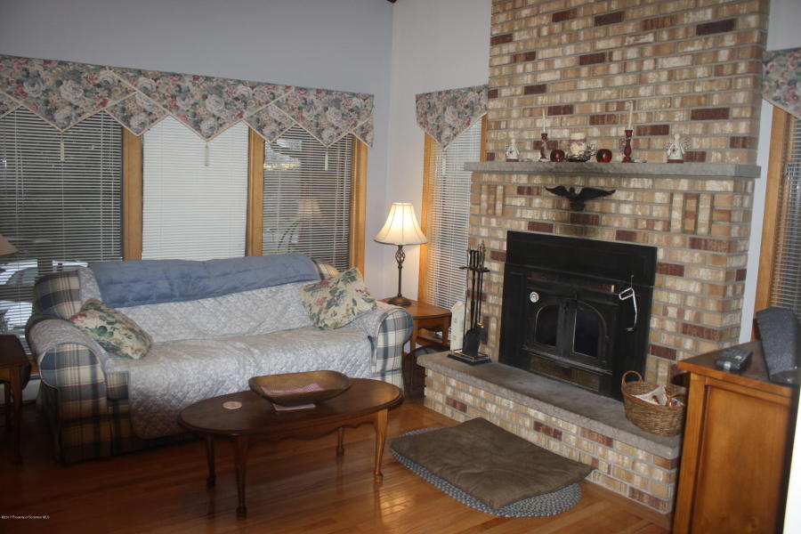 1320 Fairview Rd, Scott Twp, PA 18411