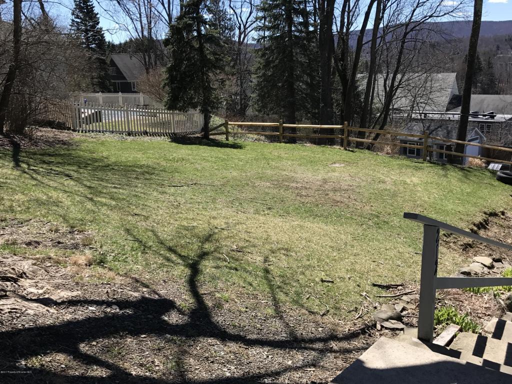 212-214 Main Ave, Clarks Summit, PA 18411