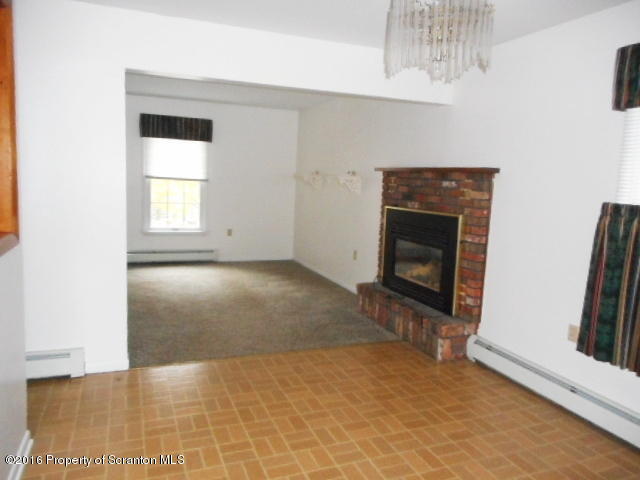 203 Willow Rd, Dalton, PA 18414