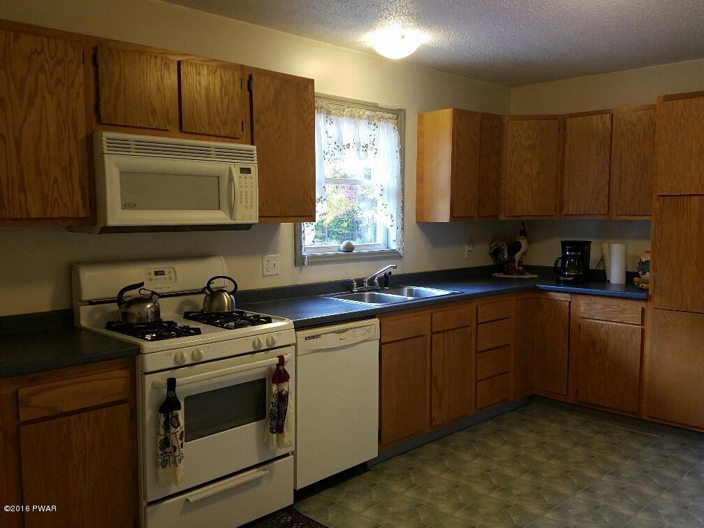 3853 Hancock Hwy, Equinunk, PA 18417