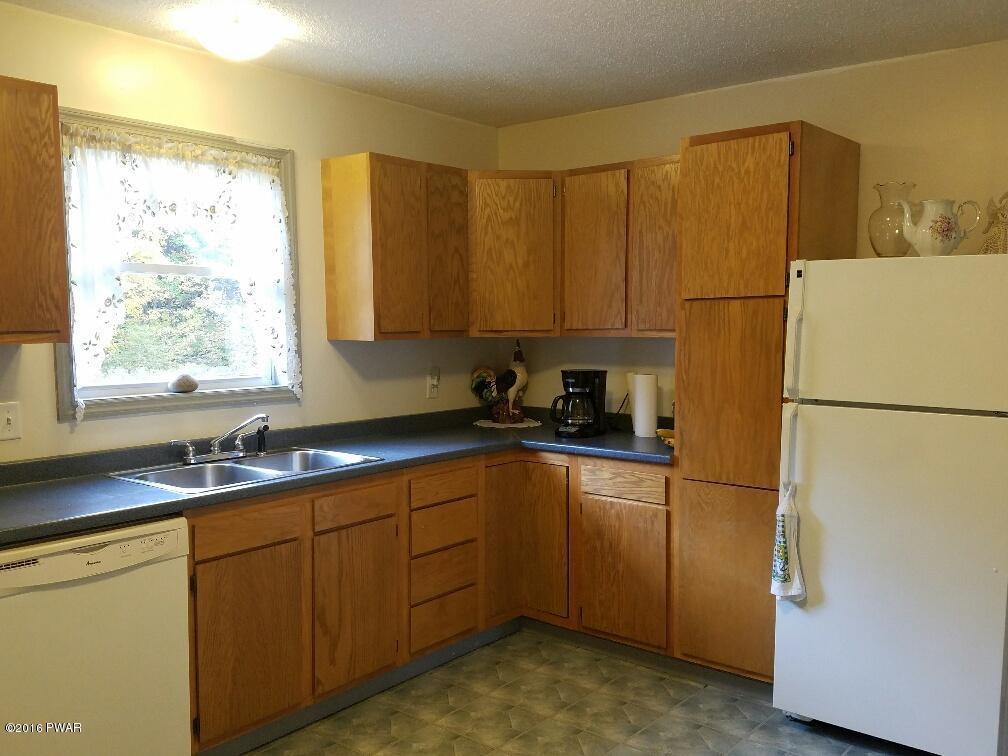 3853 Hancock Hwy, Equinunk, PA 18417