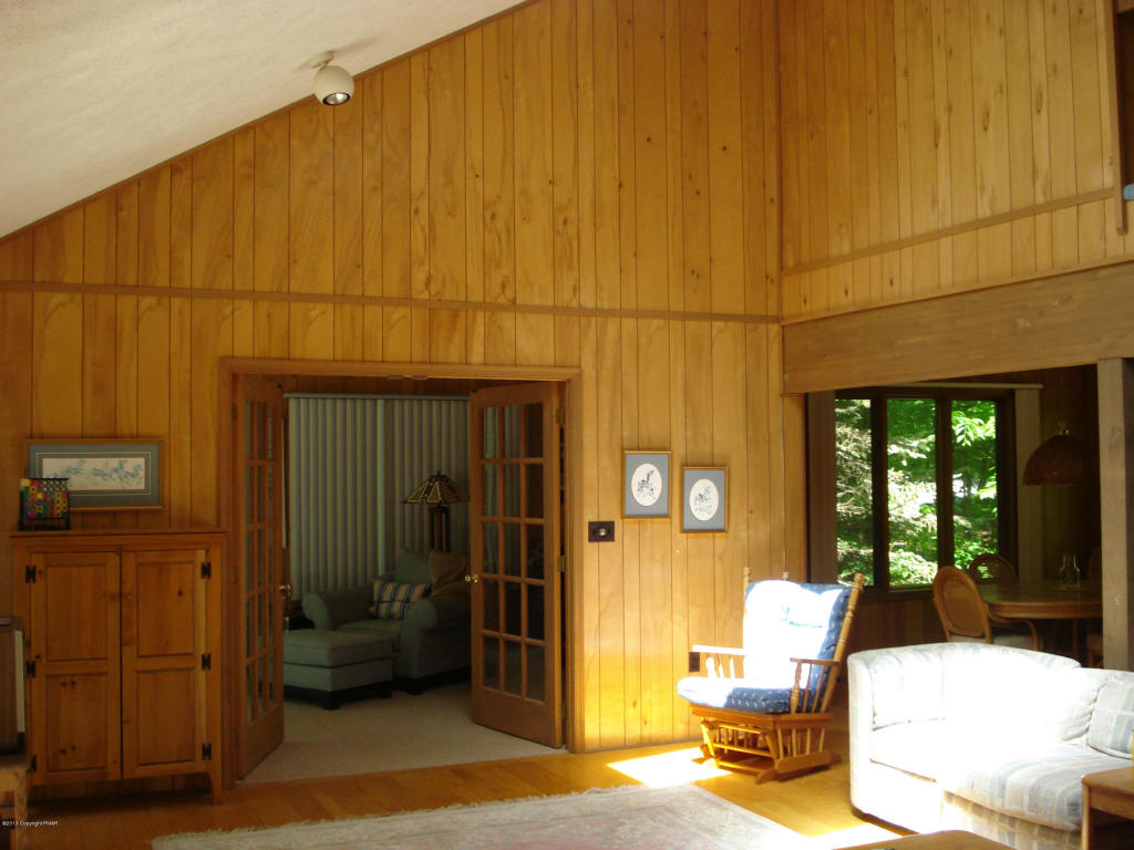 83LIVINGSTON LANE, Gouldsboro, PA 18424