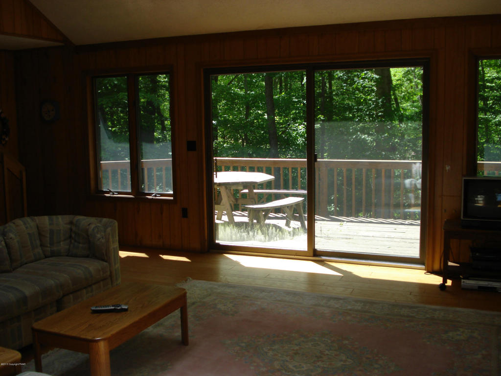 83LIVINGSTON LANE, Gouldsboro, PA 18424