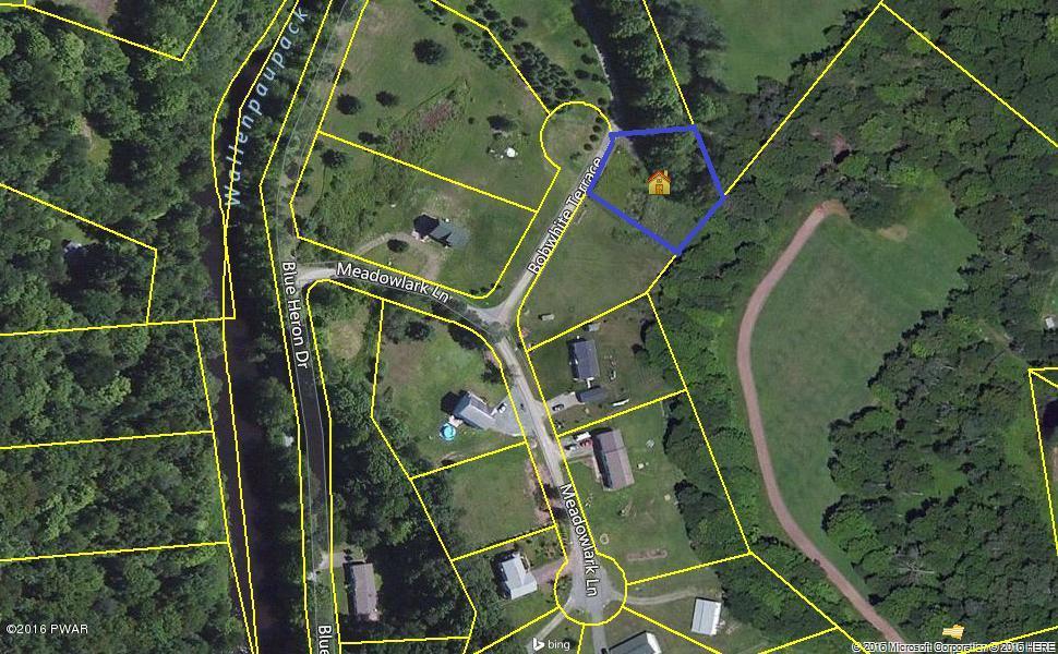 11 Bobwhite Ter, Greentown, PA 18426