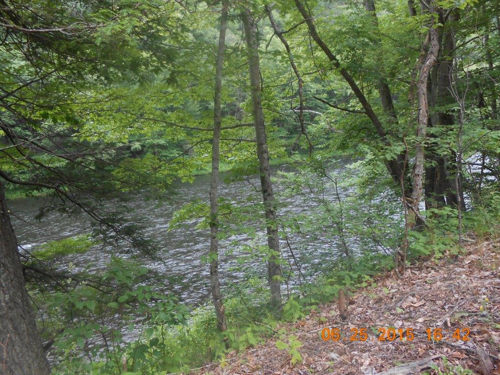 Engvaldsen Road, Hawley, PA 18428