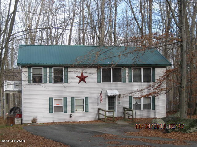 52 Humming Bird Lane, Hawley, PA 18428