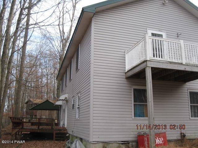 52 Humming Bird Lane, Hawley, PA 18428