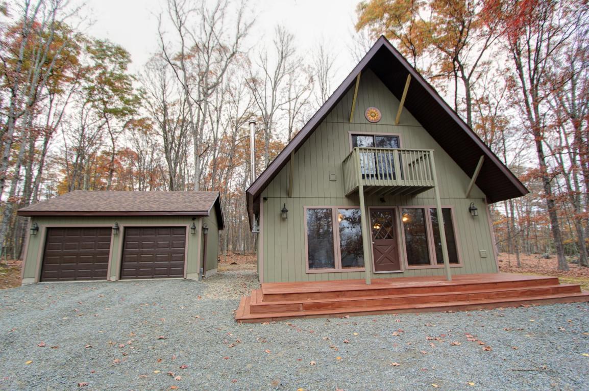 101 Firelight Ln, Lackawaxen, PA 18435
