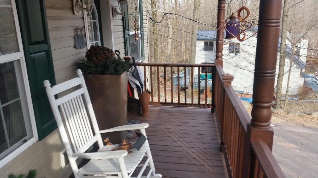 4215 Chestnut Hill, Lake Ariel, PA 18436