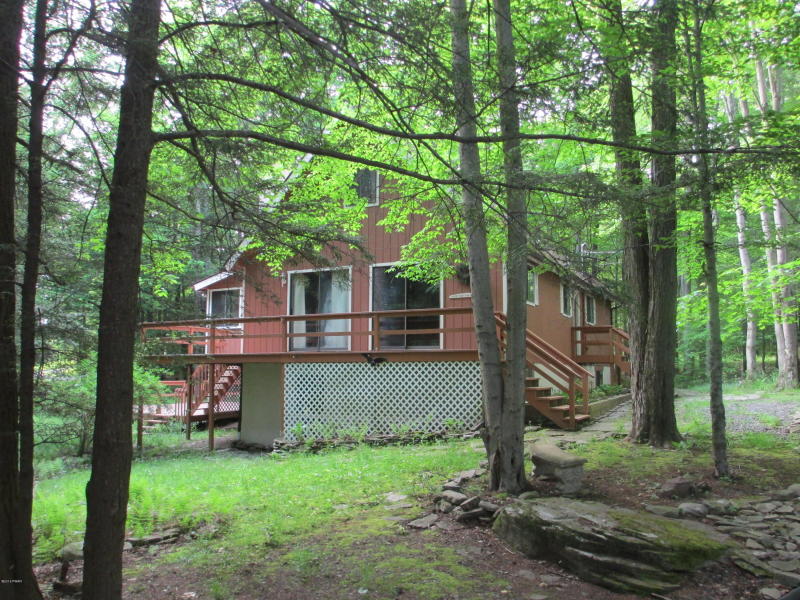 37 Maple Lane, Lake Ariel, PA 18436