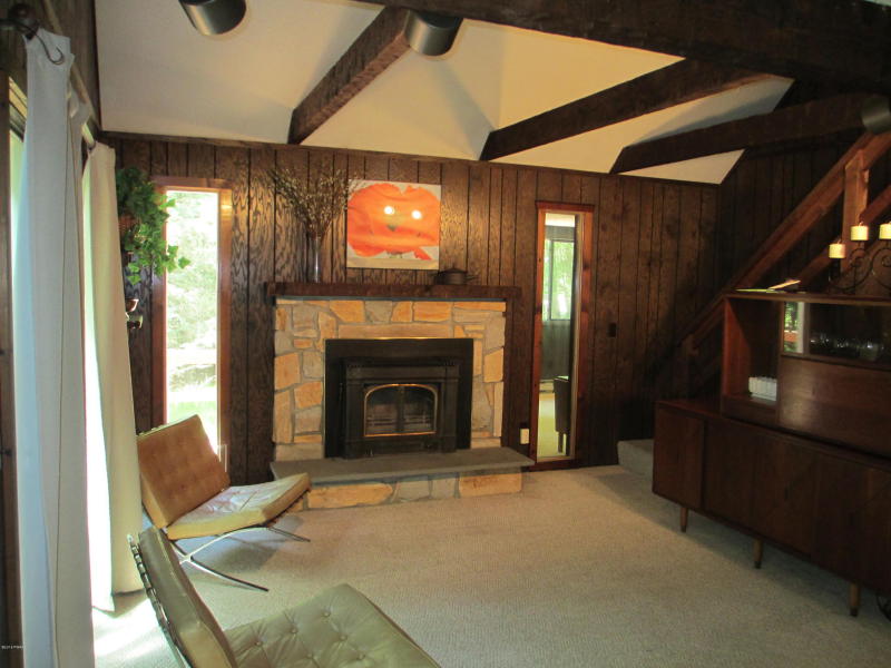 37 Maple Lane, Lake Ariel, PA 18436