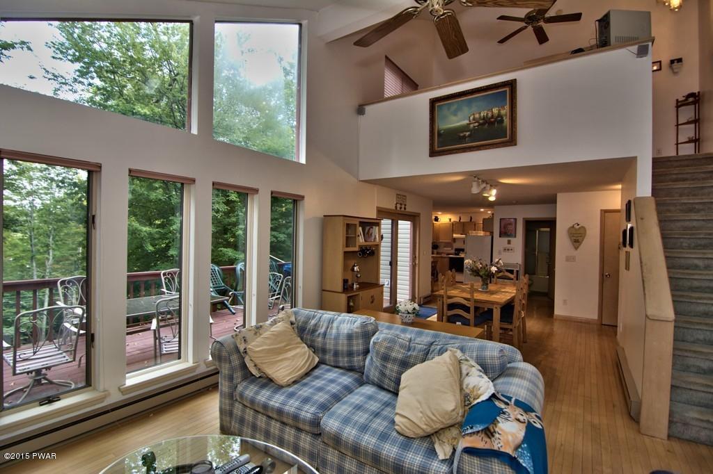 1338 Lakeview Drive West, Lake Ariel, PA 18436