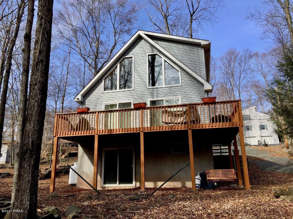 1104 Mohican Rd, Lake Ariel, PA 18436