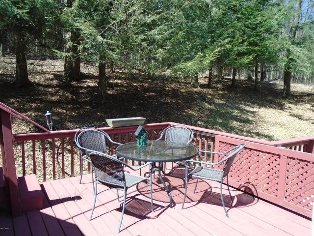 116 Lake Heights Court, Lake Ariel, PA 18436