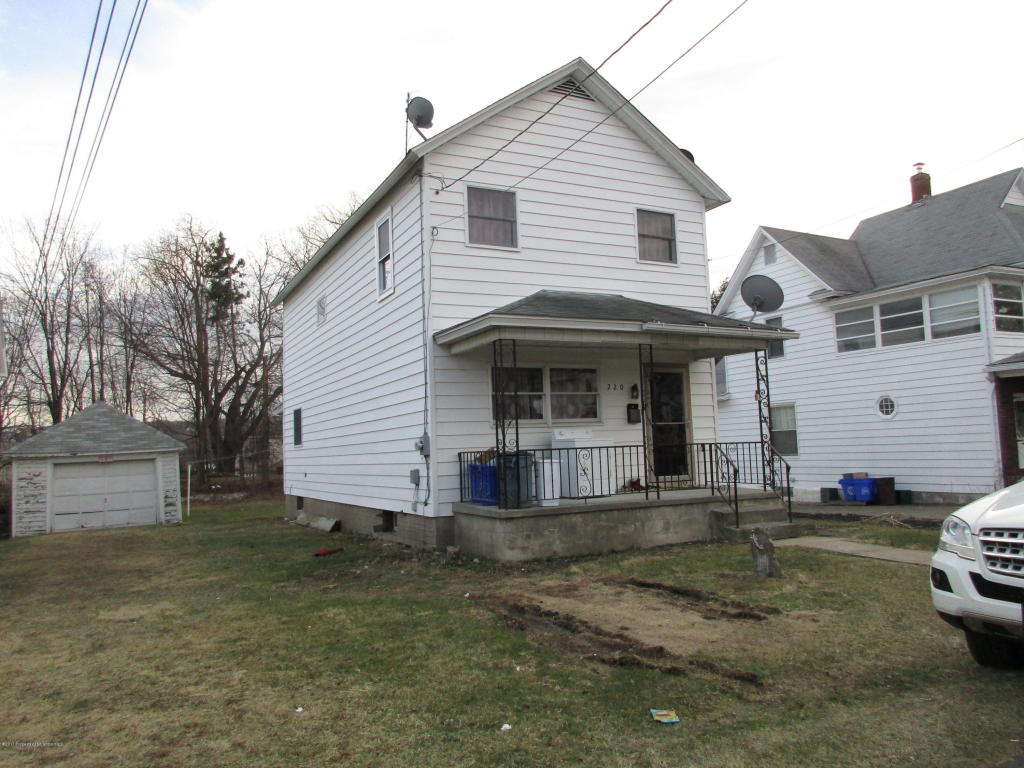 220 Josephine St, Peckville, PA 18452