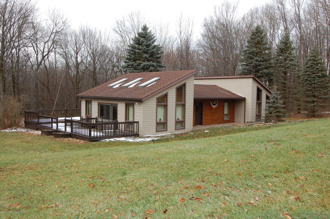 285 Ridge Road, Thompson, PA 18465