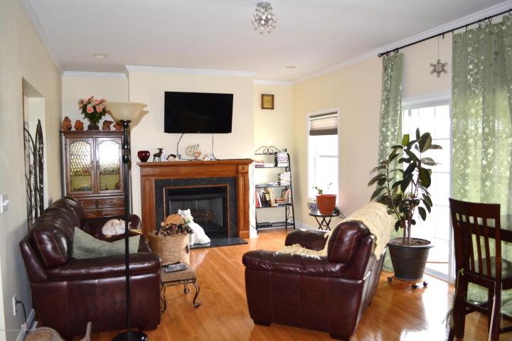 1234 Bryn Mawr St, Pa, PA 18504