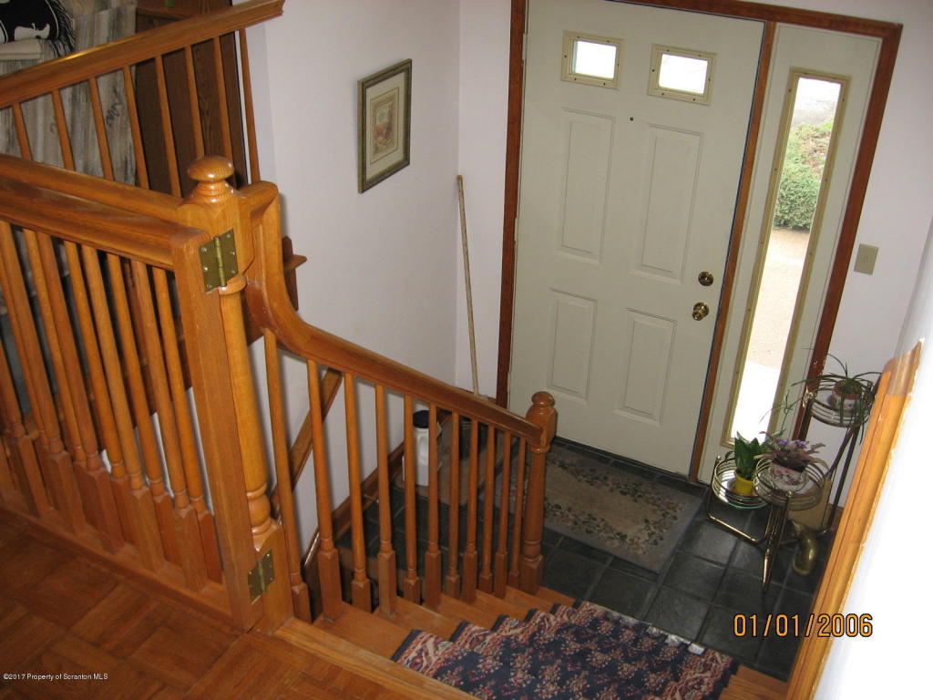 1332 E Elm St, Scranton, PA 18505
