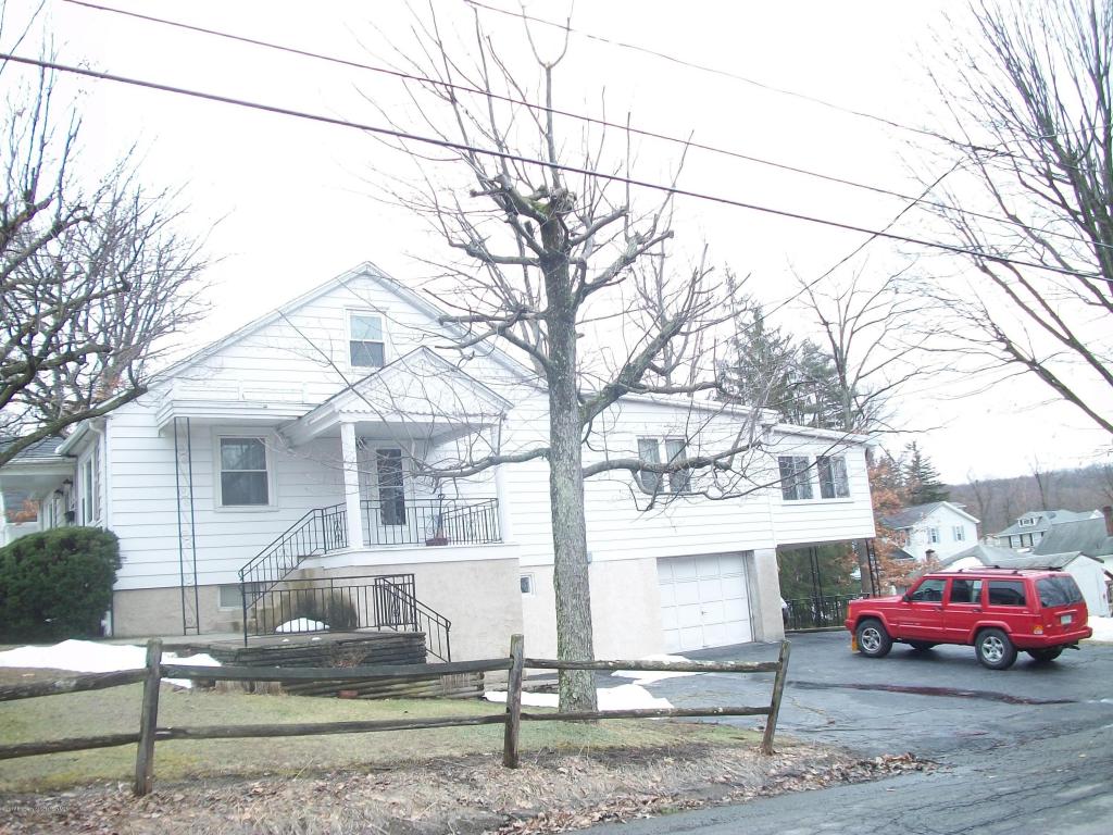 1402 Brook St, Scranton, PA 18505