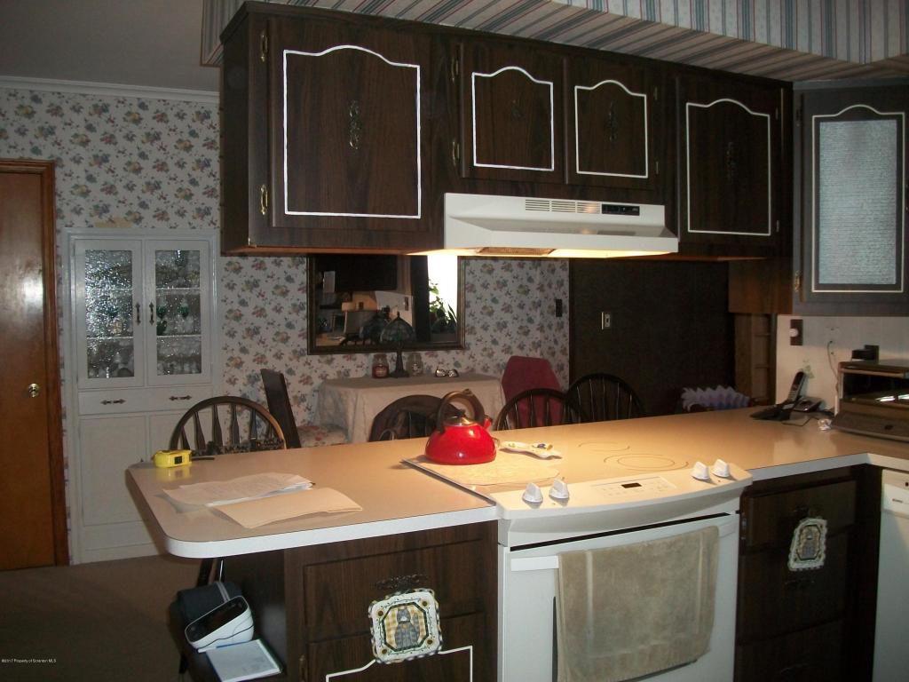 1402 Brook St, Scranton, PA 18505